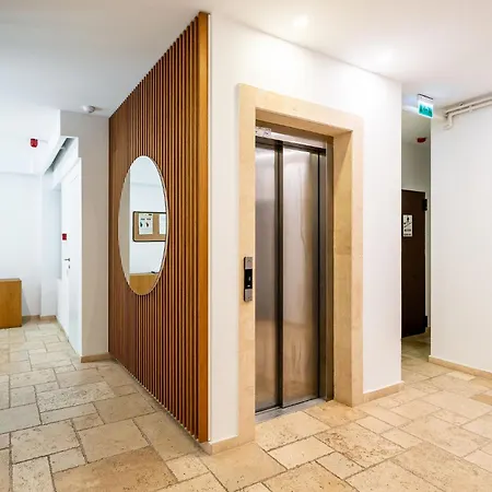Romexpo 2br Relax Spacious
