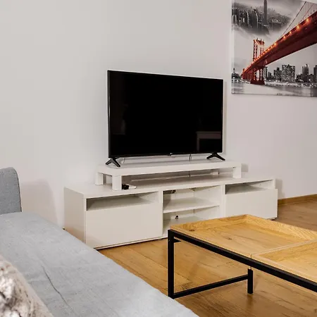 Romexpo 2br Relax Spacious *